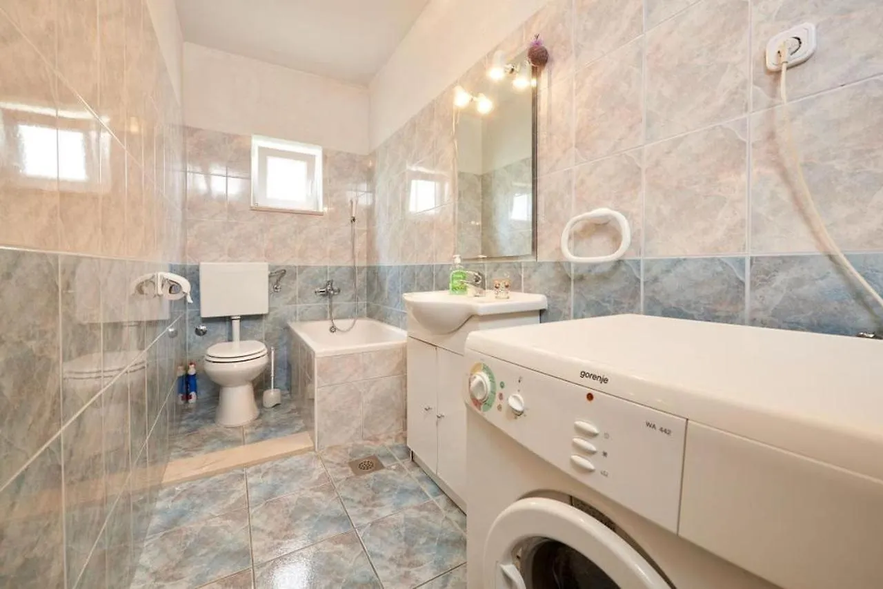 Apartment In Seget Vranjica With Sea View, Terrace, Air Conditioning, Wifi 5052-5
